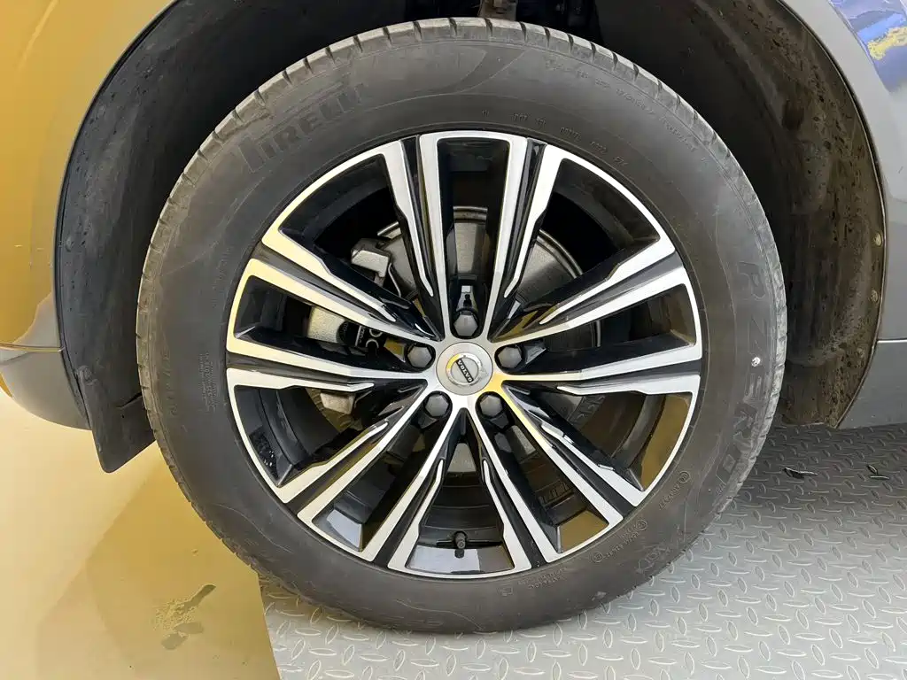 Volvo XC60 — миниатюра 10