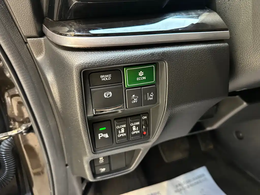 Honda Elysion 2019 2.0L Luxury