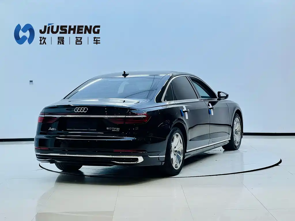 Audi A8 2023 A8L 45 TFSI quattro Luxury