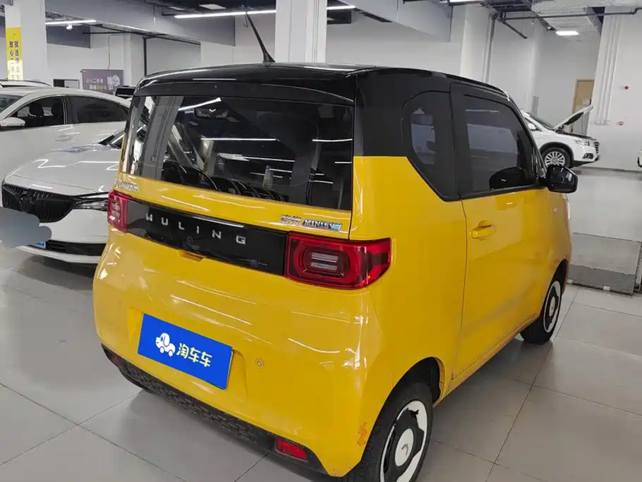 Wuling MINIEV — миниатюра 3