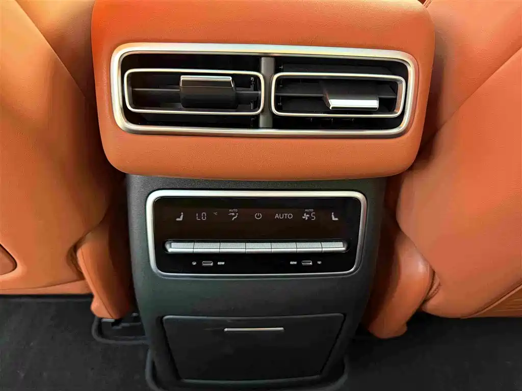 Li Auto Li L7 — миниатюра 15
