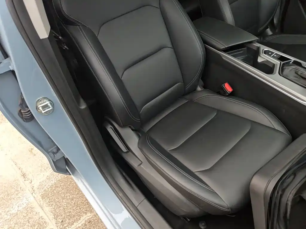 Geely Emgrand — миниатюра 25