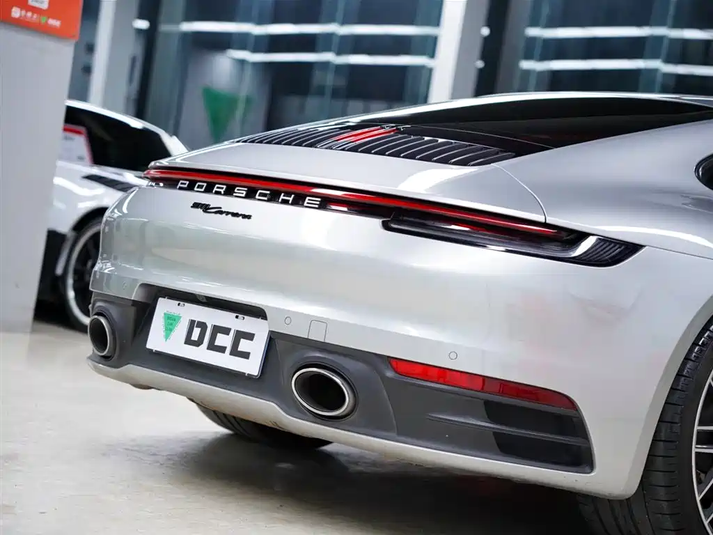 Porsche 911 2020 Carrera 3.0T