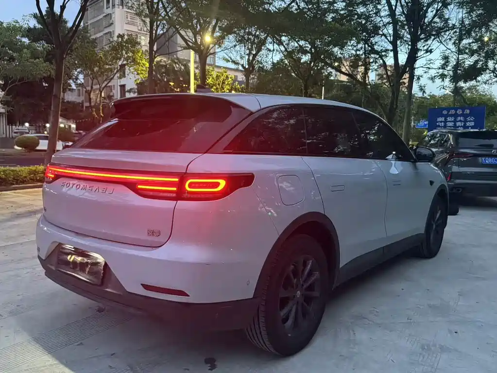 Leapmotor Leapmotor C11 — миниатюра 18