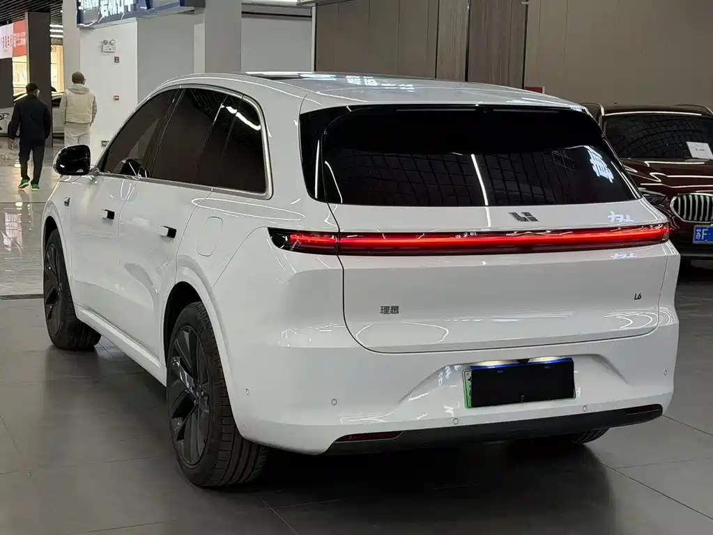 Li Auto IDEAL L6