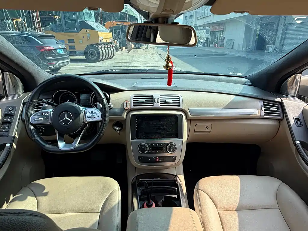 Mercedes-Benz R 2011 R 300 L