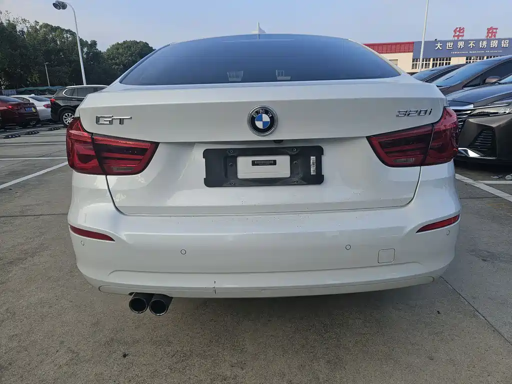 BMW 3 Series GT — миниатюра 15