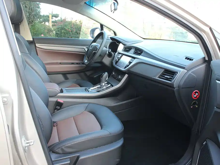 Geely Emgrand GS — миниатюра 25