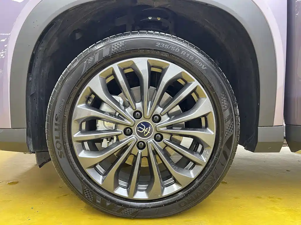 BYD Song Ultra — миниатюра 9