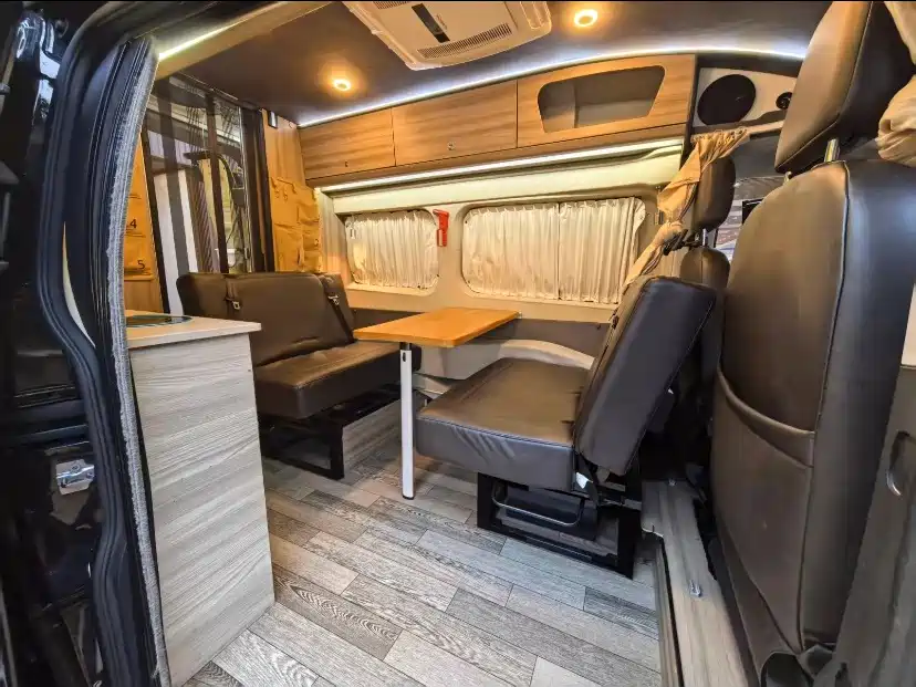 Ford Transit — миниатюра 8