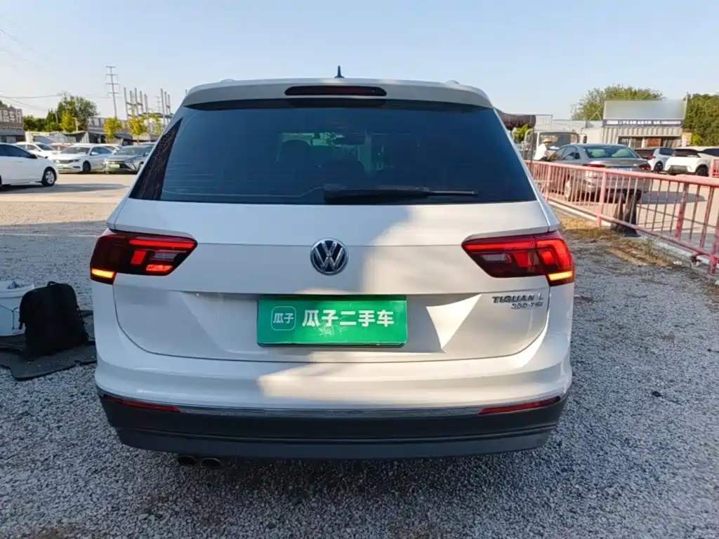 Volkswagen Tiguan L — миниатюра 6