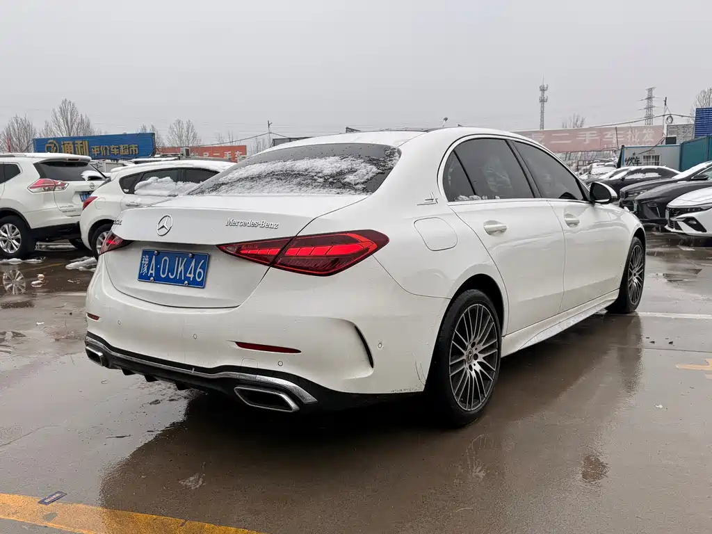 MERCEDES-BENZ C CLASS