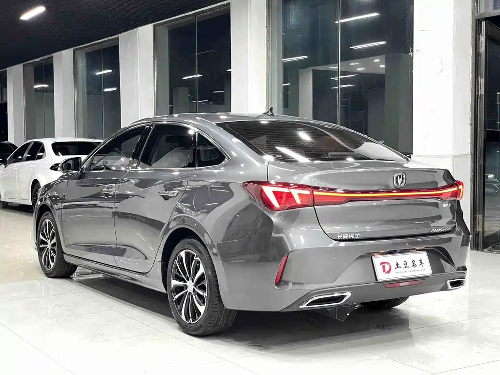 Changan Eado 2022 PLUS NE 1.4T GDI DCT Flagship