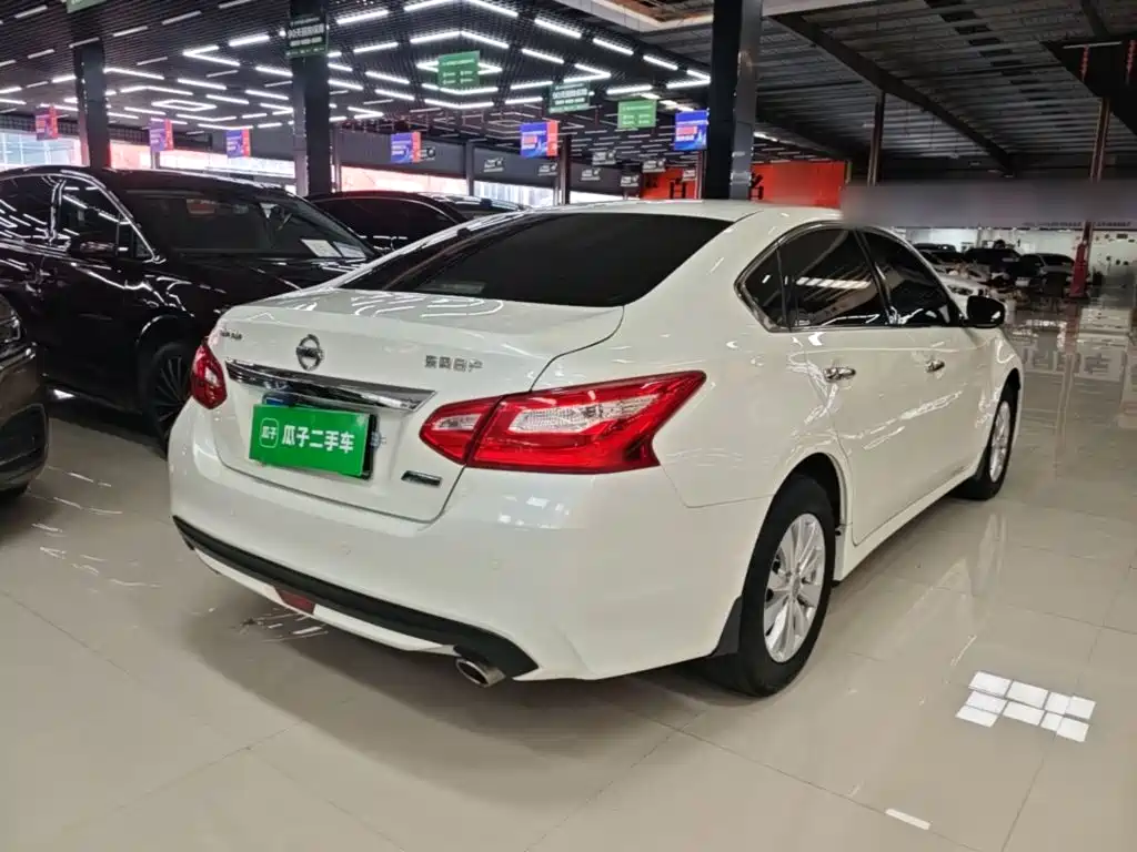 Nissan Teana — миниатюра 7