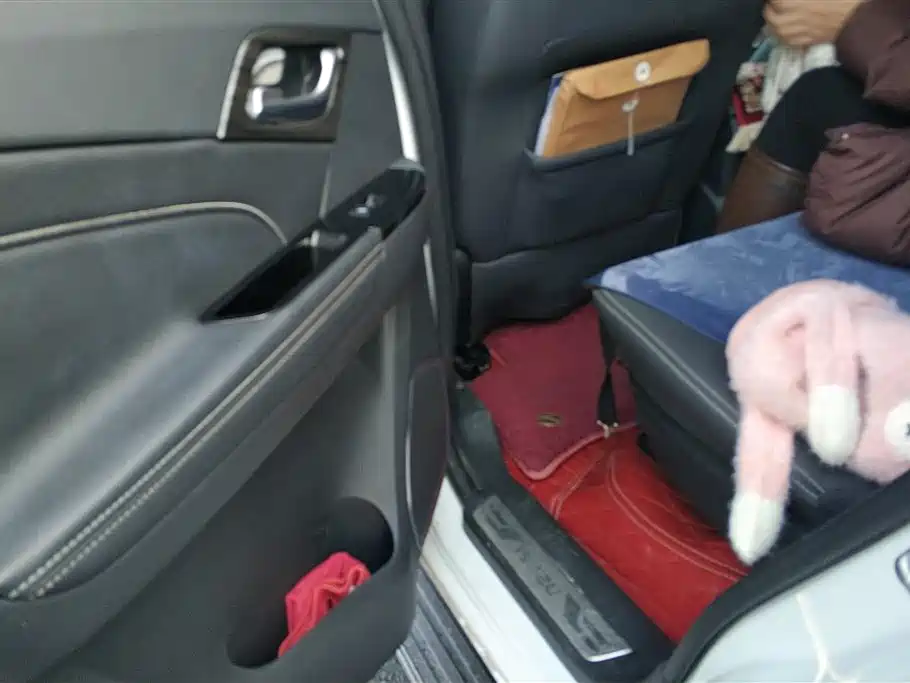 ISUZU MU X SHEPHERD RANGER