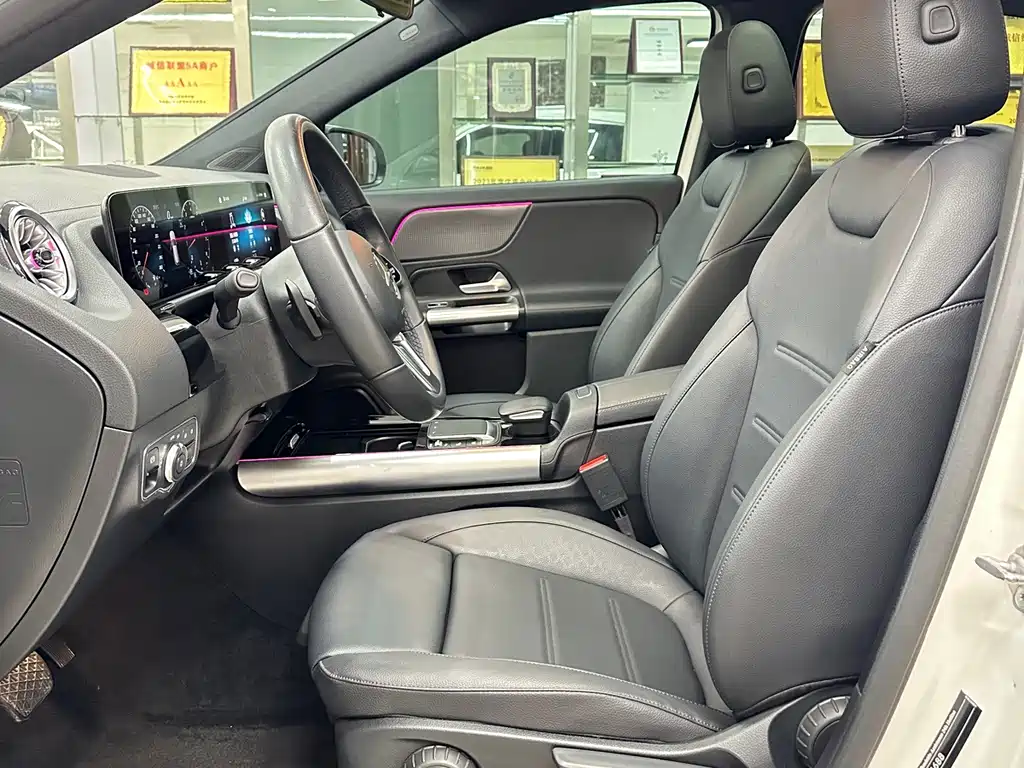 Mercedes-Benz GLA — миниатюра 6