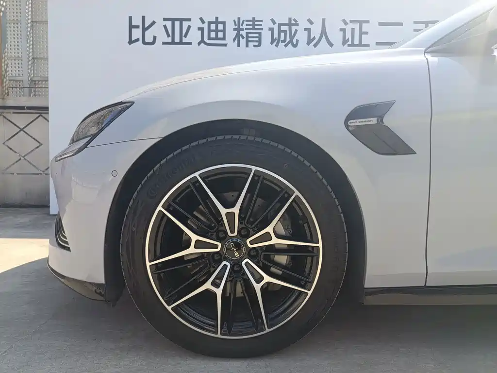 BYD Seal — миниатюра 5