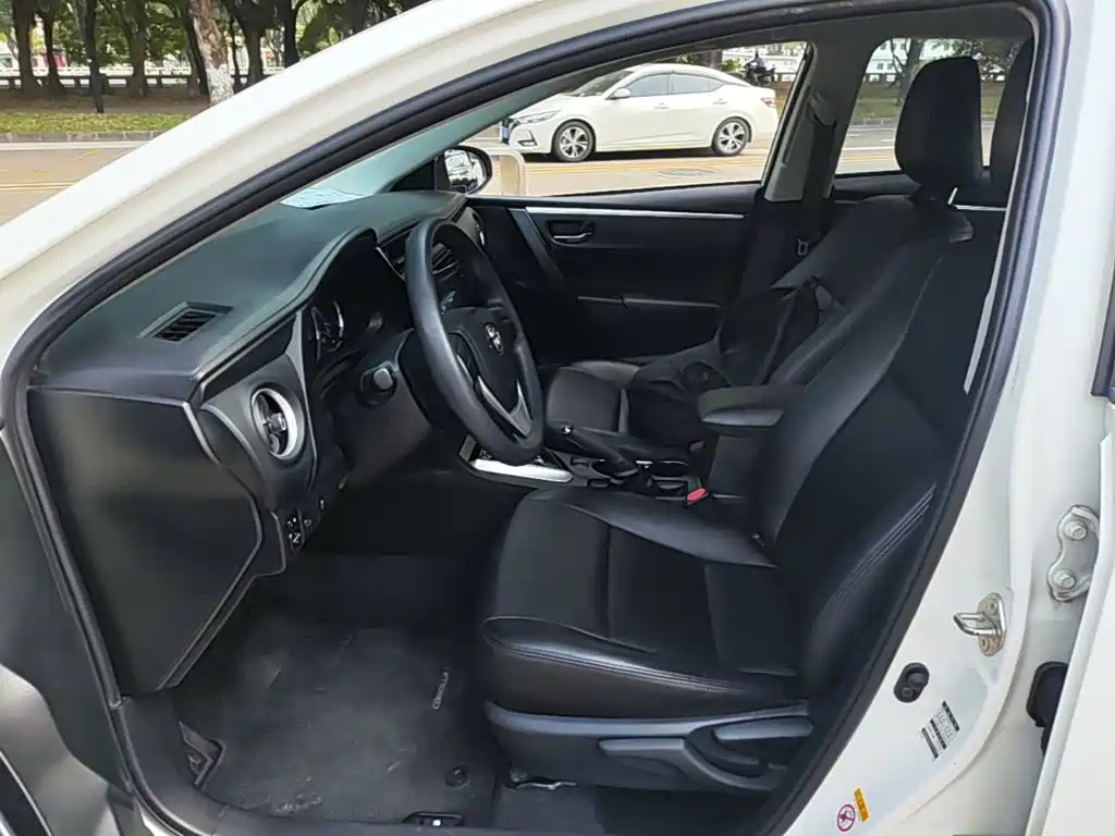 Toyota Corolla — миниатюра 15