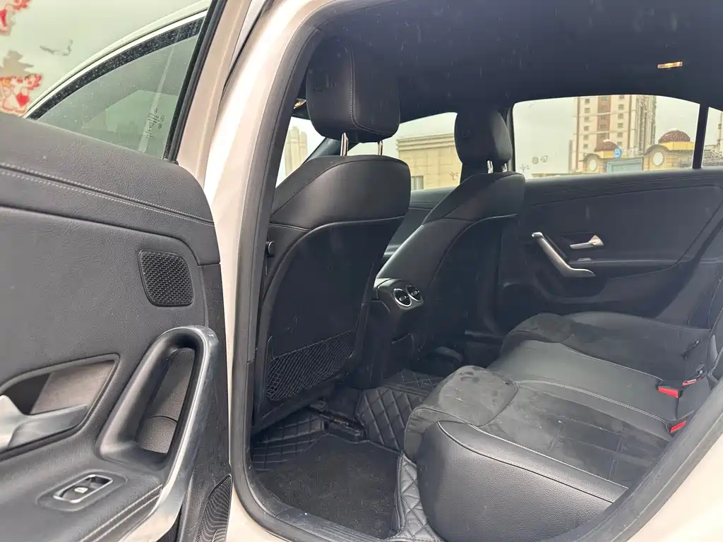 MERCEDES-BENZ A CLASS