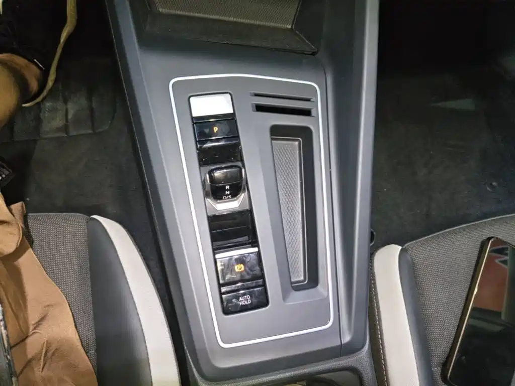 Volkswagen Golf — миниатюра 14