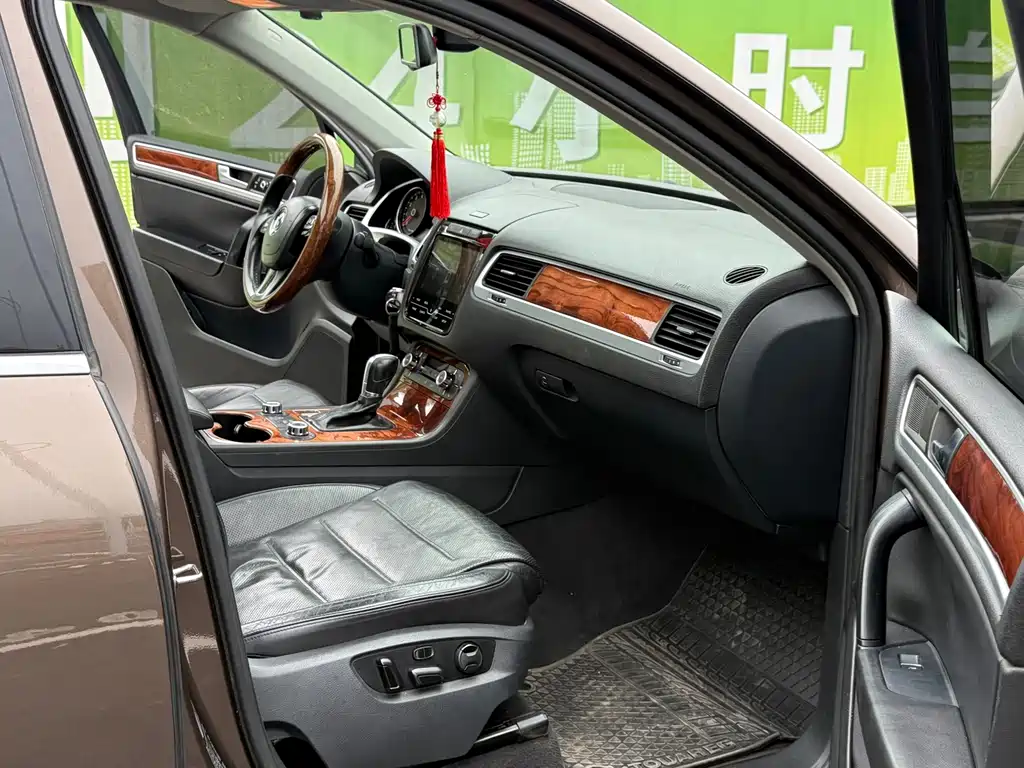 Volkswagen Touareg — миниатюра 15