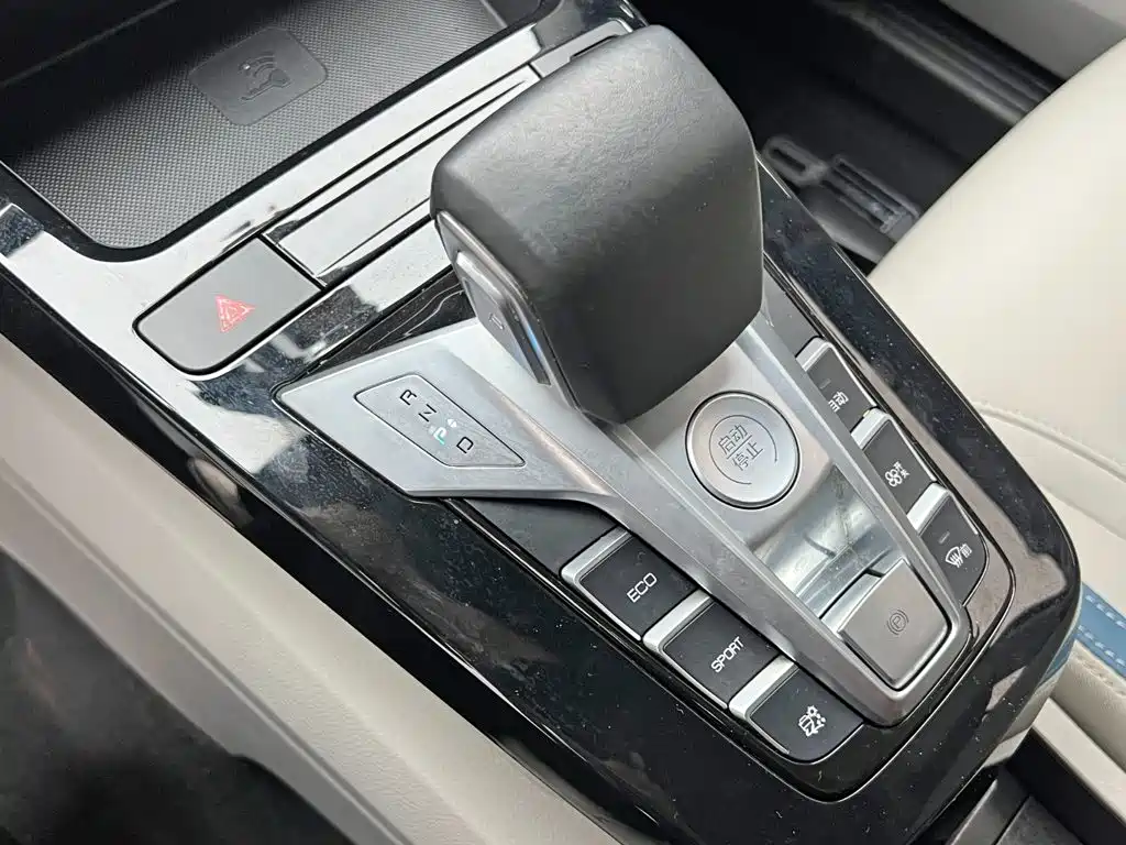 BYD Yuan Pro — миниатюра 16
