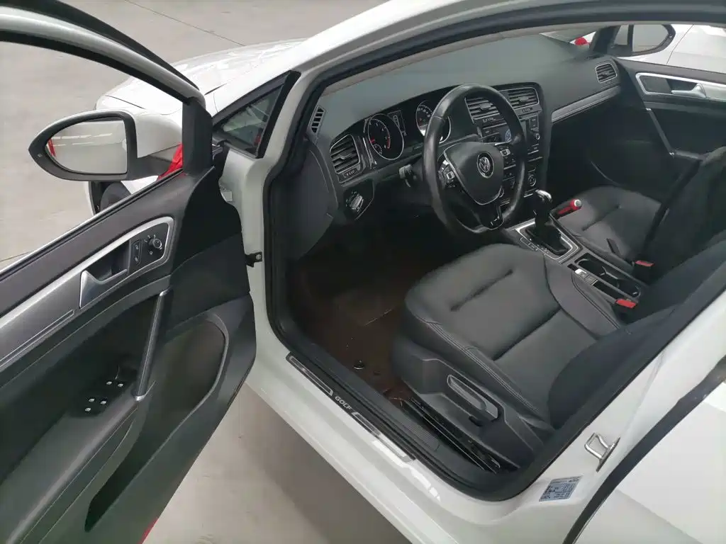 Volkswagen Golf — миниатюра 16