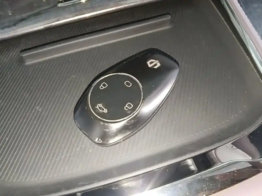 Leapmotor Leapmotor C11 — миниатюра 9