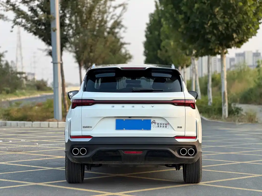 Geely Binyue — миниатюра 8