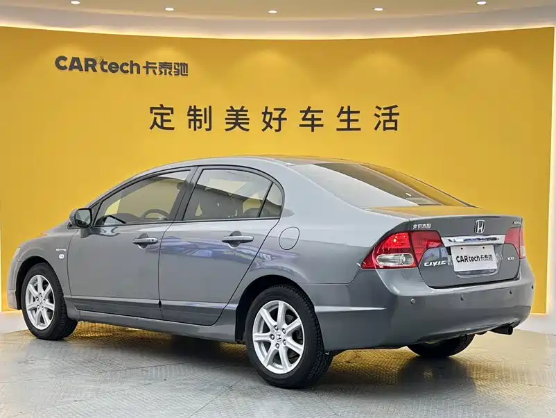 Honda Civic — миниатюра 6