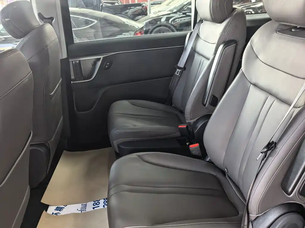 SAIC MAXUS EVERYONE 7