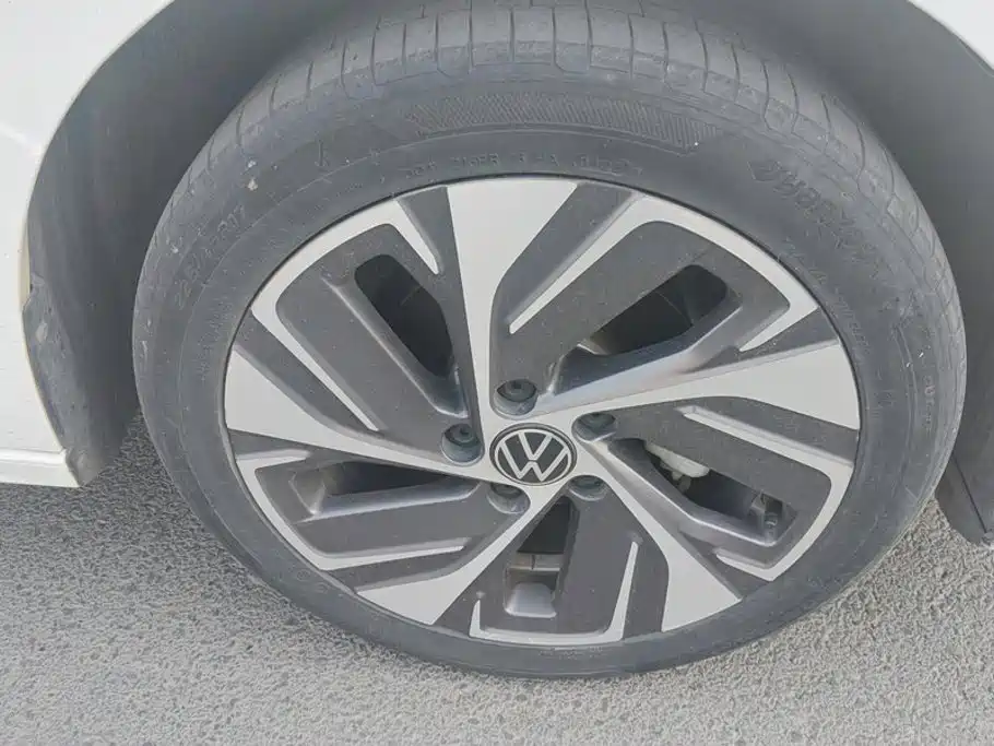 Volkswagen Bora — миниатюра 6