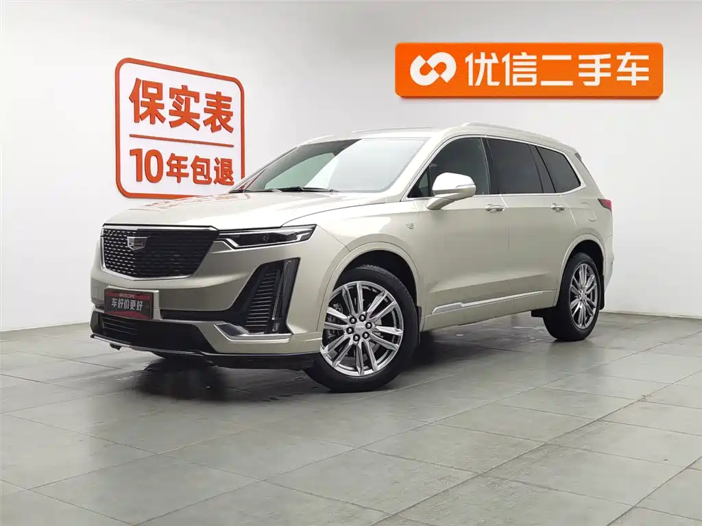CADILLAC XT6