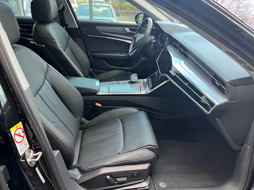 Audi A6L 2020 40 TFSI Luxury