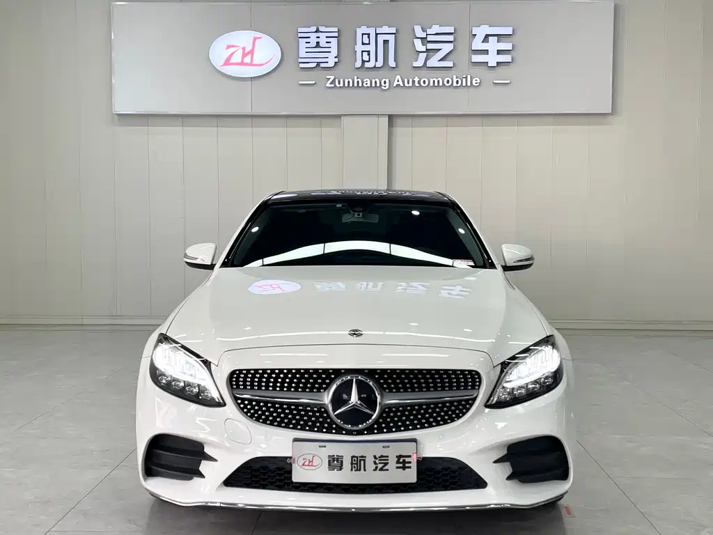 Mercedes-Benz C-Class — миниатюра 3