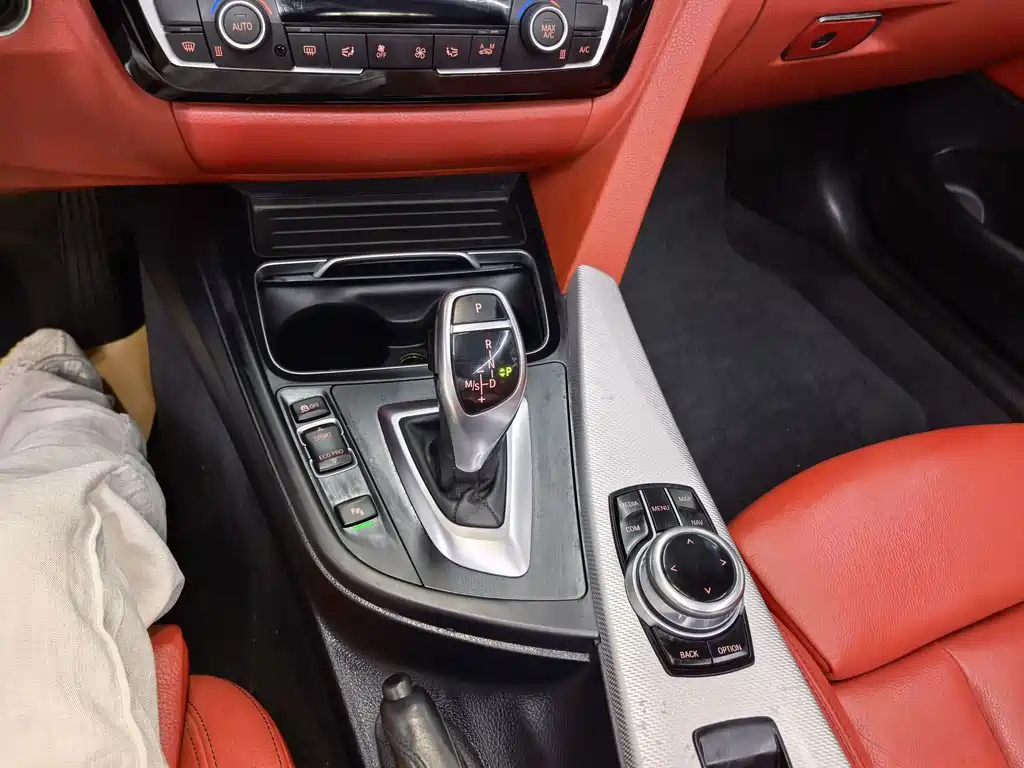 BMW 4 Series — миниатюра 14