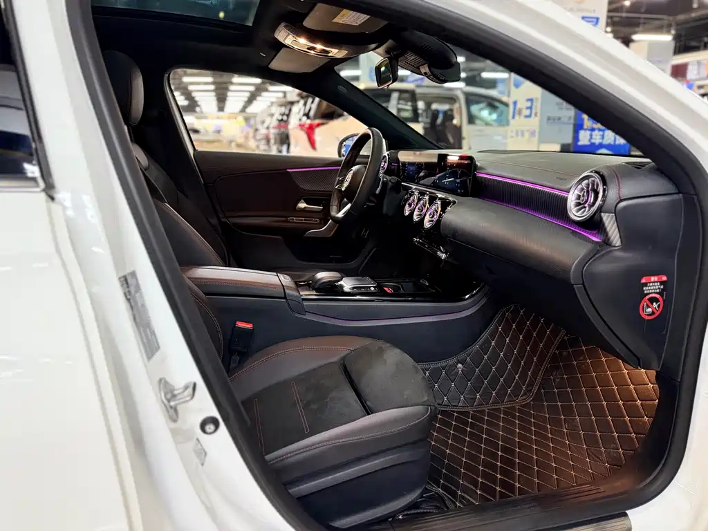 MERCEDES-BENZ A CLASS