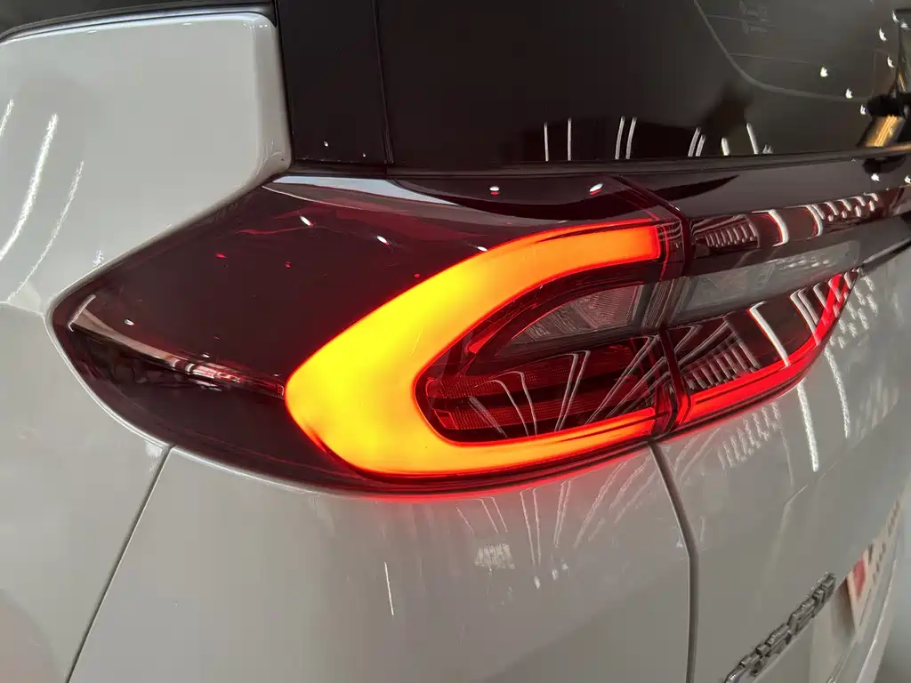 GAC Motor Trumpchi M6 — миниатюра 35