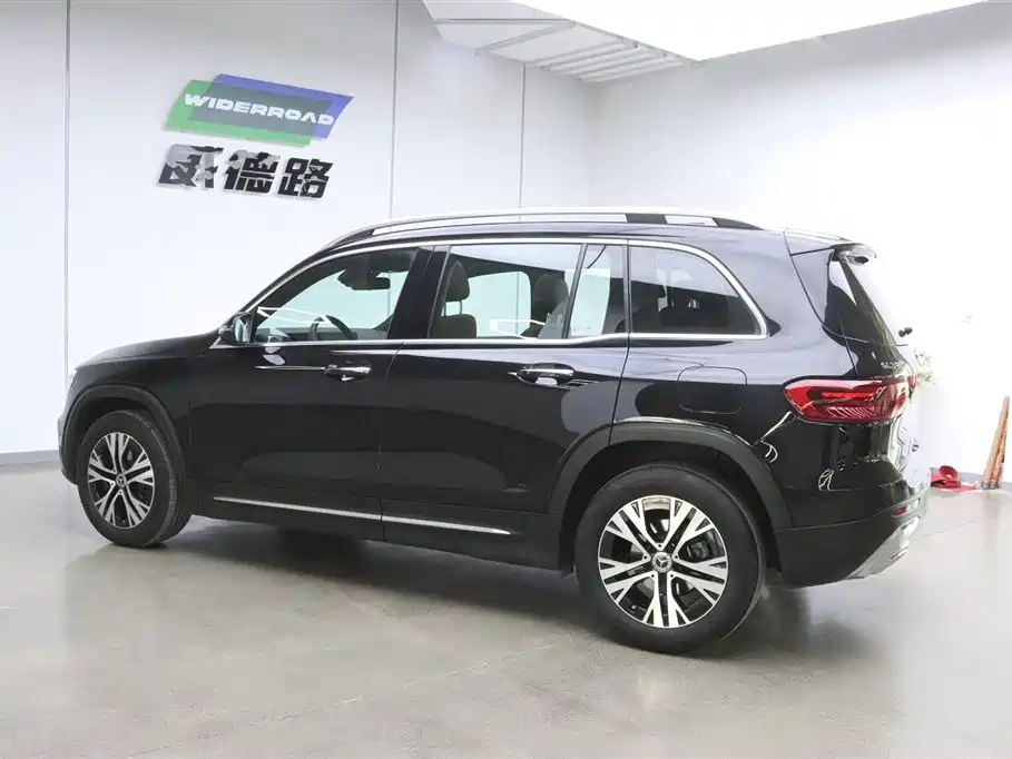 Mercedes-Benz GLB 2024 GLB 220