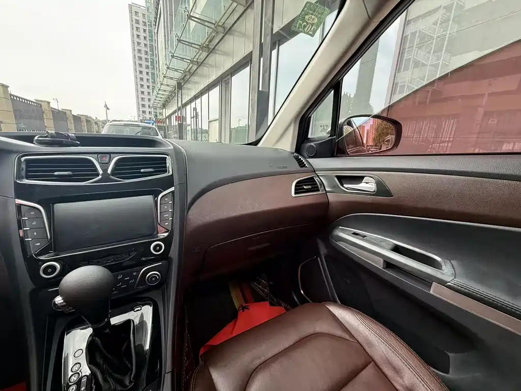 Haima Haima V70 — миниатюра 8