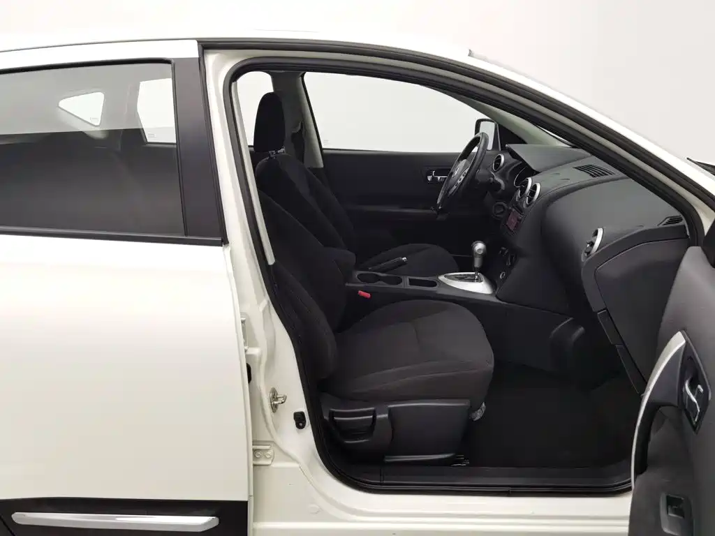 Nissan Qashqai — миниатюра 23