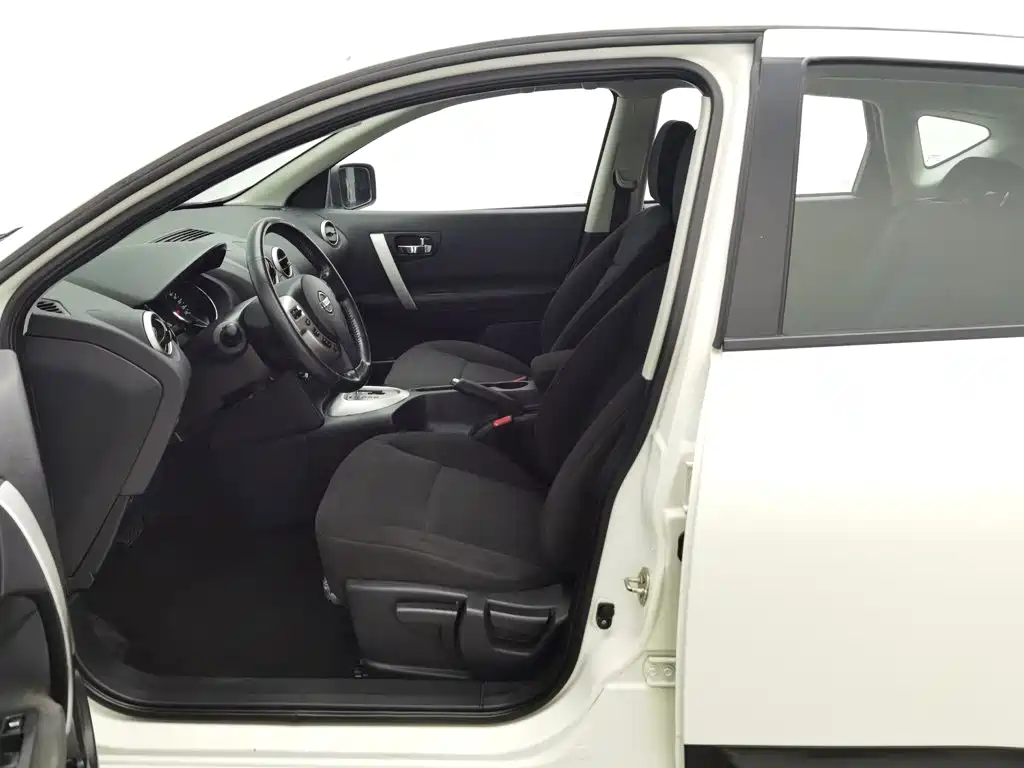 Nissan Qashqai — миниатюра 10