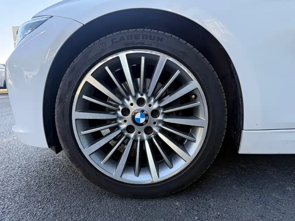 BMW 3 Series — миниатюра 9
