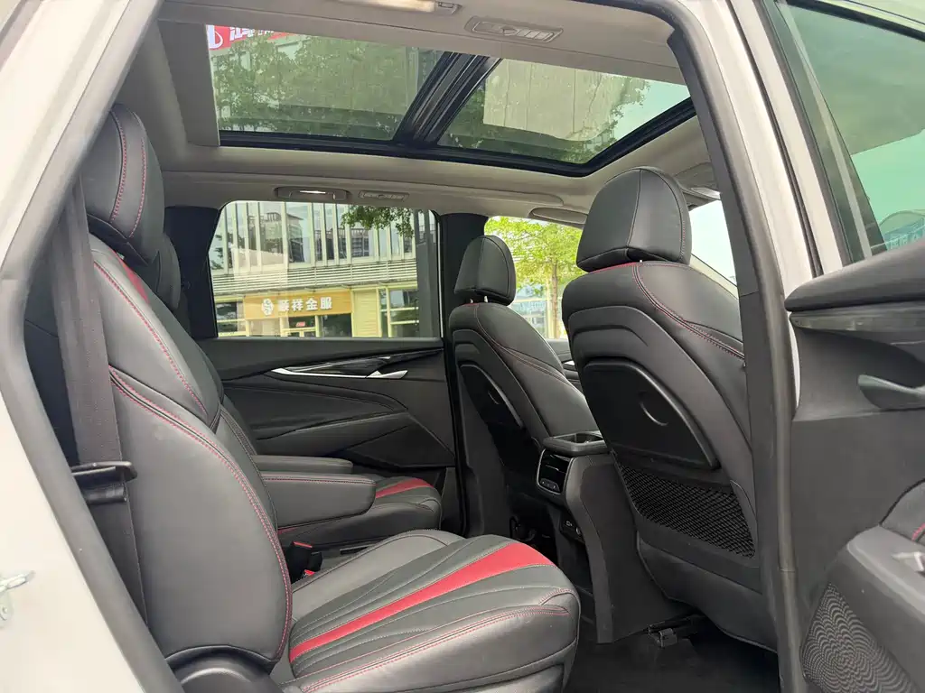 SAIC MAXUS CHASE G50