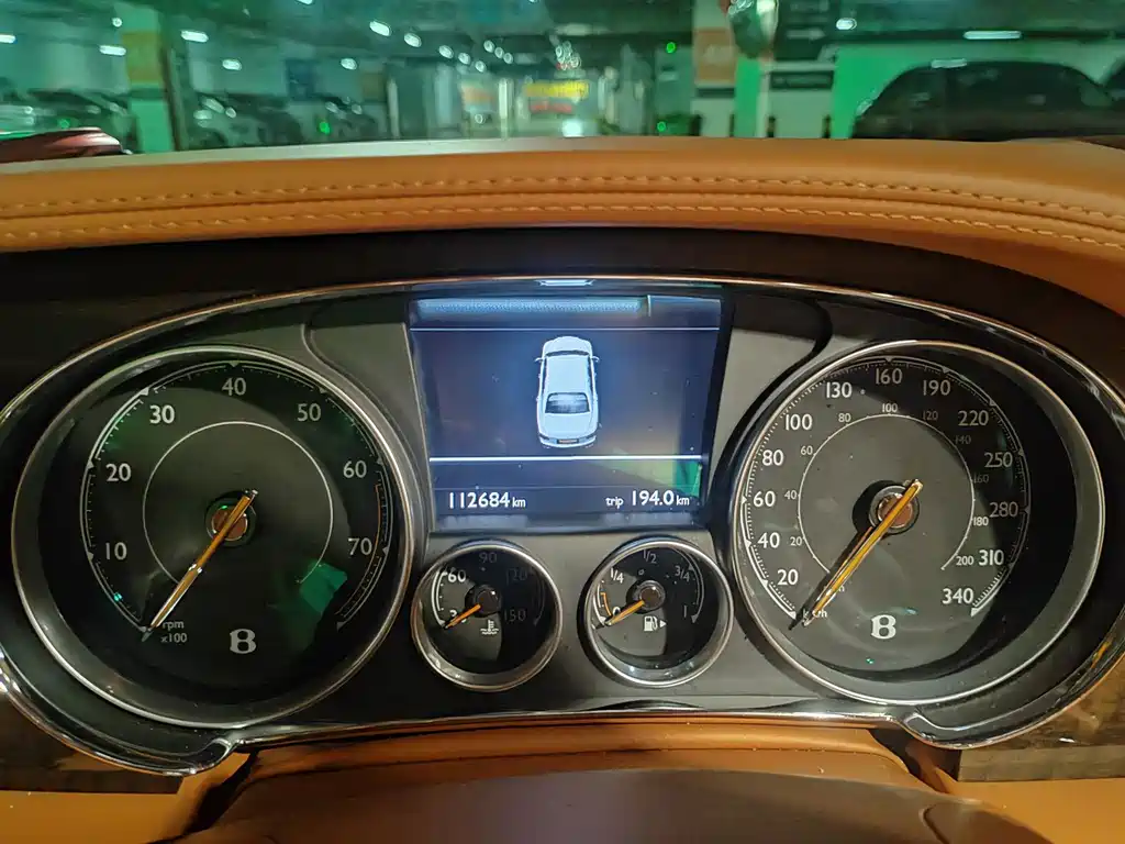 Bentley Flying Spur — миниатюра 8