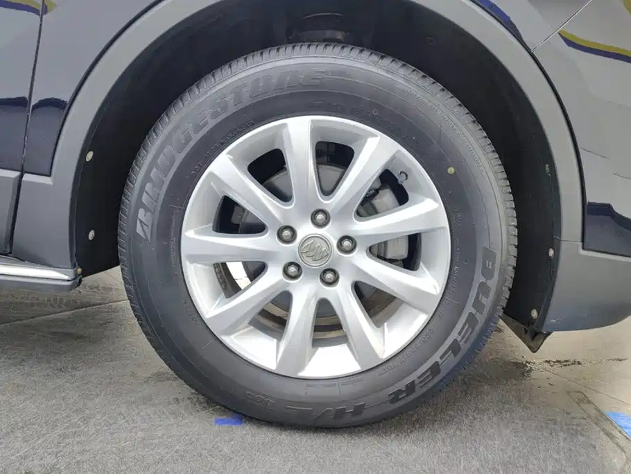 Buick Envision Plus — миниатюра 6