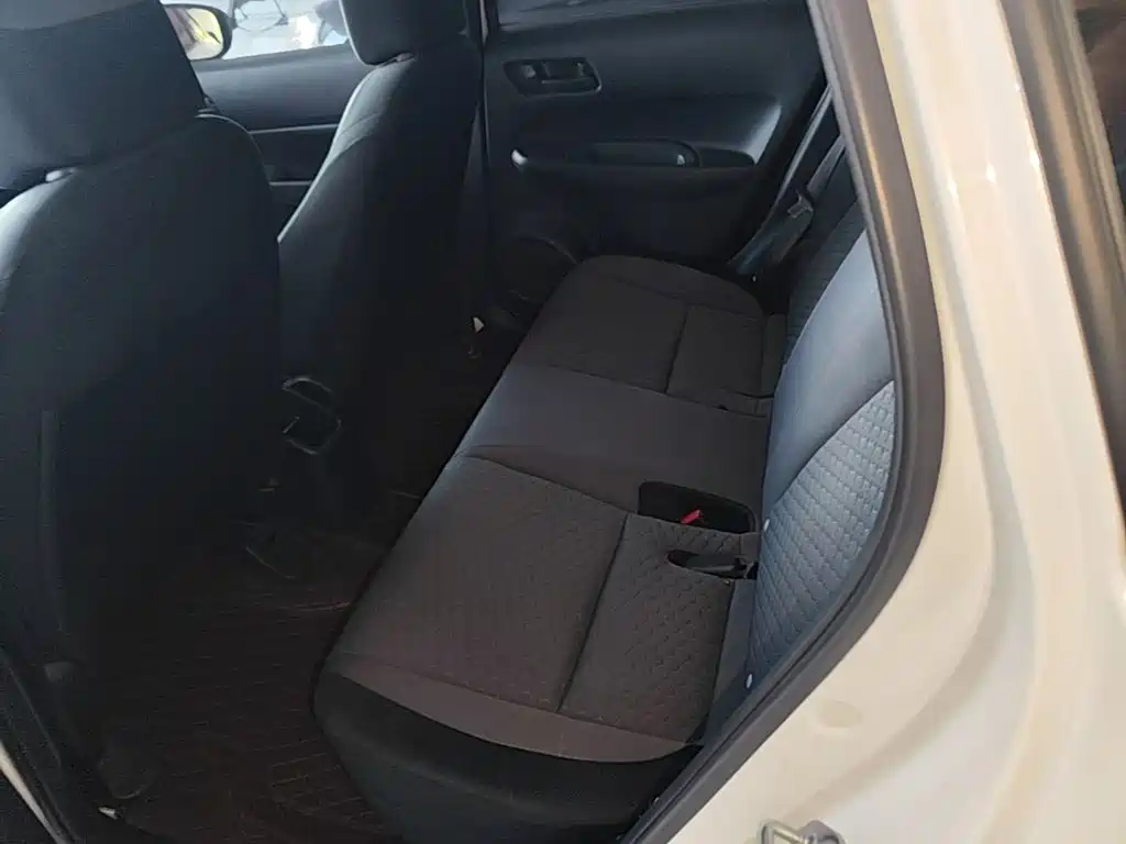 Honda Fit — миниатюра 17