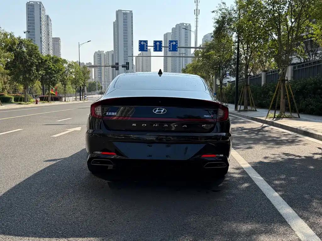 Hyundai Sonata — миниатюра 5
