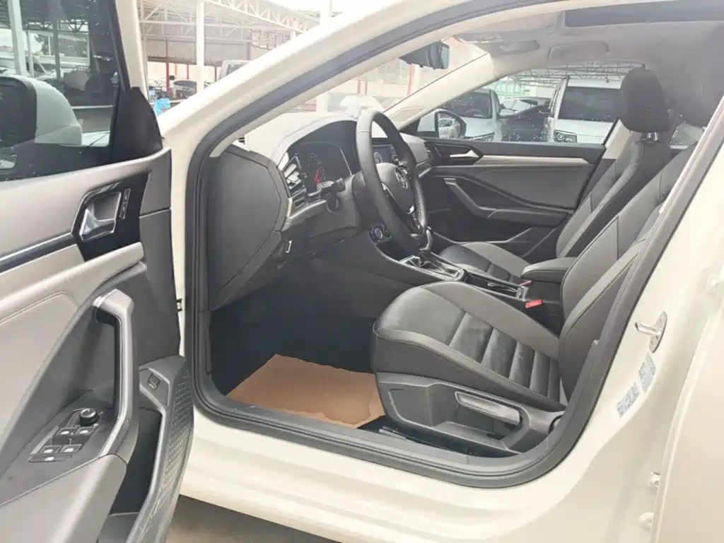 Volkswagen Sagitar — миниатюра 16