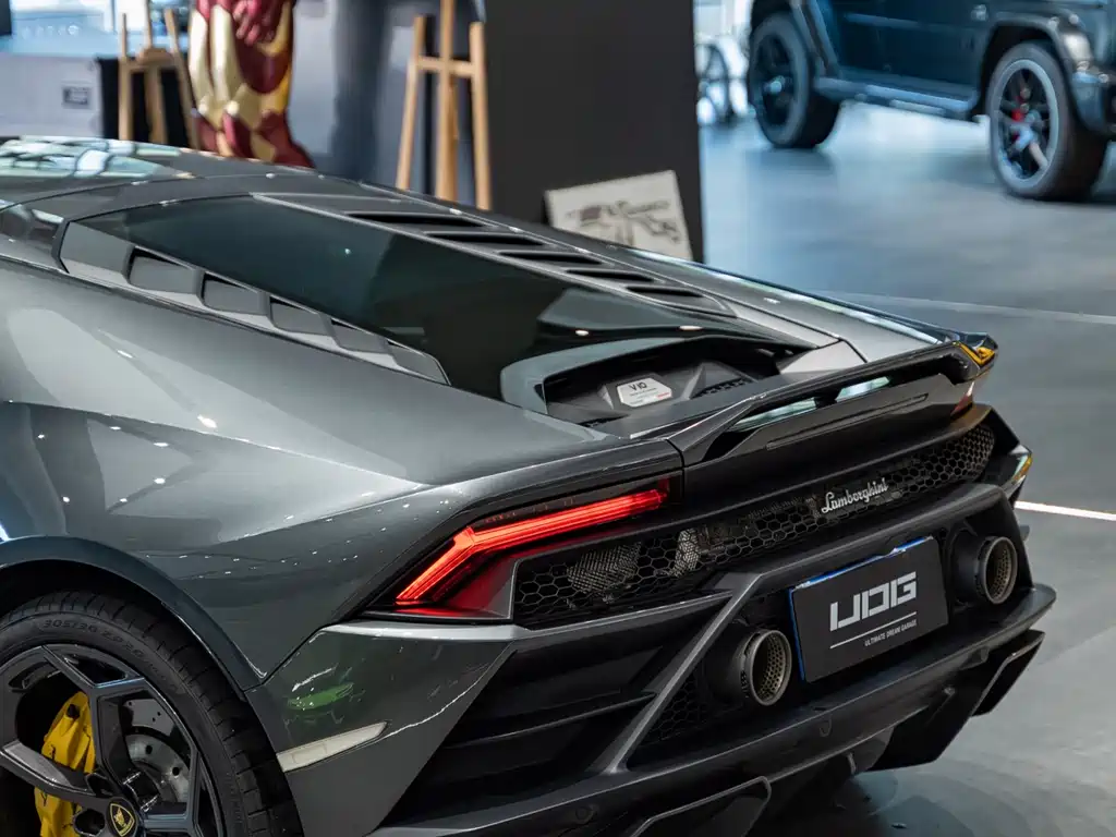 LAMBORGHINI HURACÁN